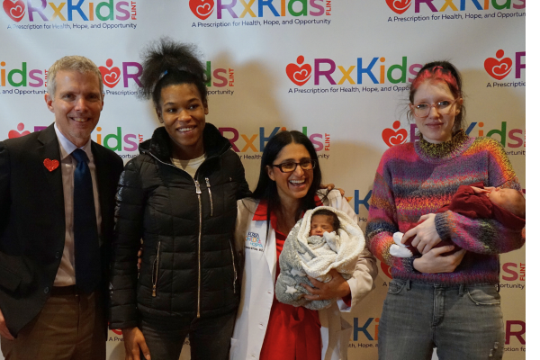弗林特怀孕的妈妈和新生儿开始注册RX Kids 